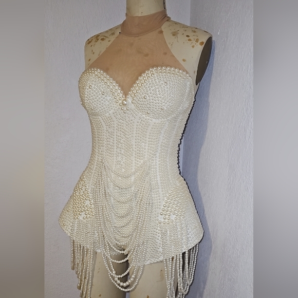 Pearl corset shorts romper - Picture 6 of 6